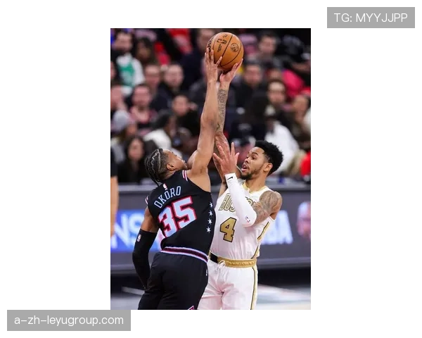 公牛终于防下关键一球，全场沸腾，公牛james